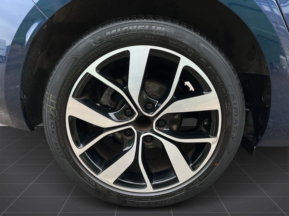 Renault Megane IV 1,3 TCe 140 Bose Edition Sport Tourer EDC 5d