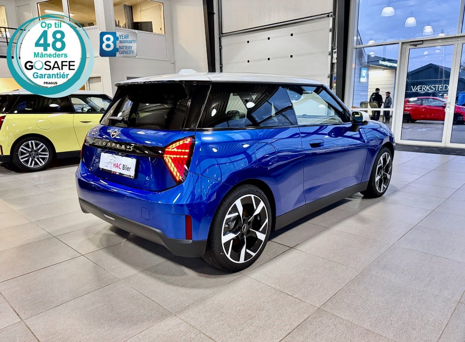 MINI Cooper SE Favoured Trim XL 3d