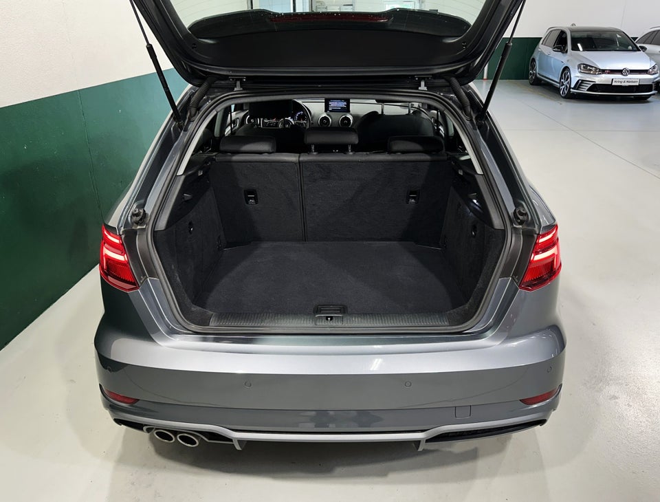 Audi A3 35 TFSi Sport Limited Sportback S-tr. 5d