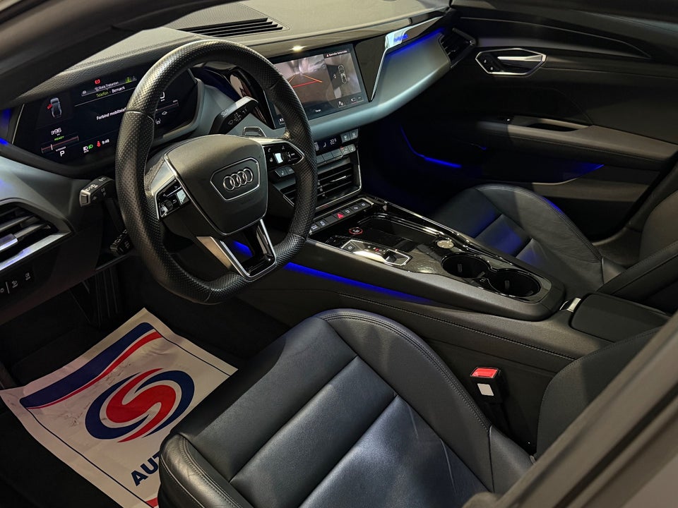 Audi e-tron GT quattro 4d