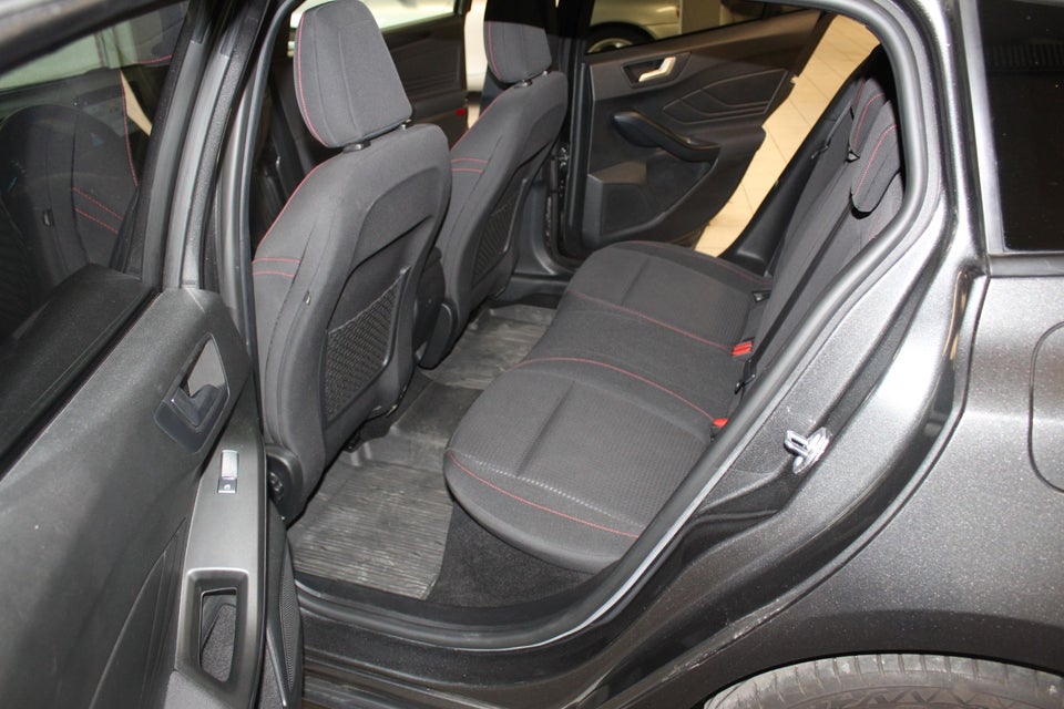 Ford Focus 1,5 EcoBoost ST-Line stc. aut. 5d