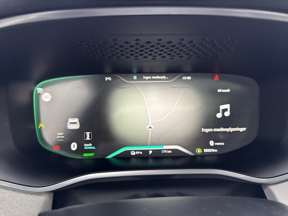 MG Marvel R Performance 5d