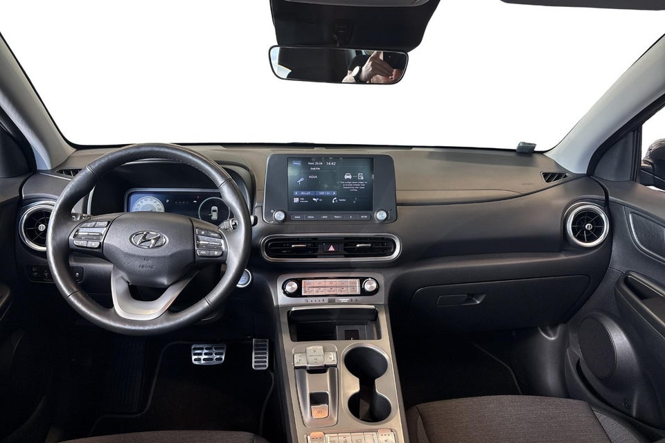 Hyundai Kona 64 EV Select 5d