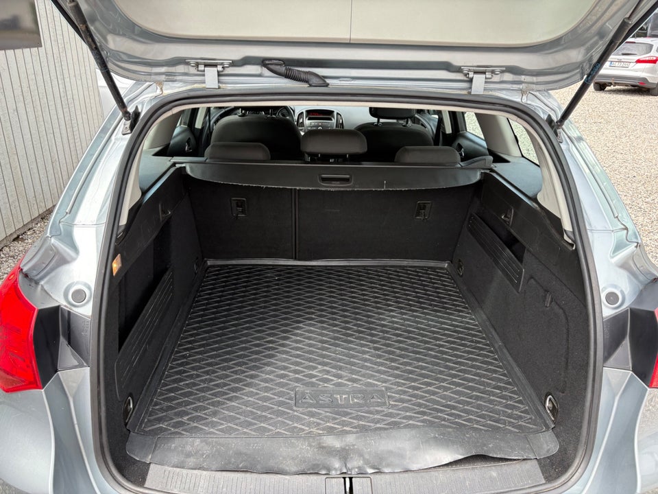 Opel Astra 1,4 100 Enjoy Sports Tourer 5d