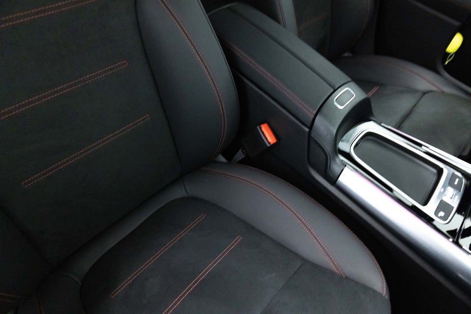 Mercedes EQA350 AMG Advance Plus 4Matic 5d