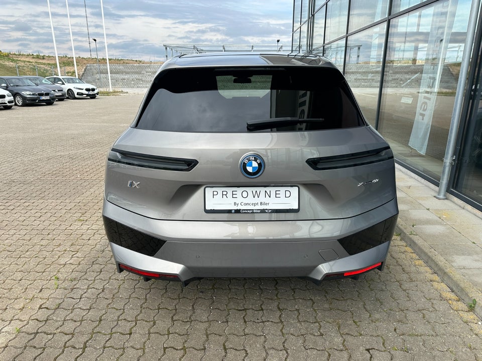 BMW iX xDrive40 Super Charged 5d