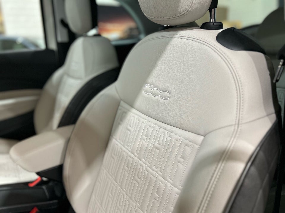 Fiat 500e 42 la Prima Sky 3d