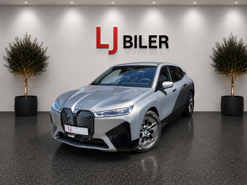 BMW iX xDrive40 Sport 5d