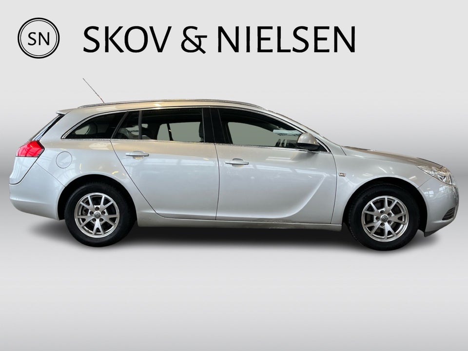 Opel Insignia 2,0 CDTi 130 Essentia Sports Tourer 5d