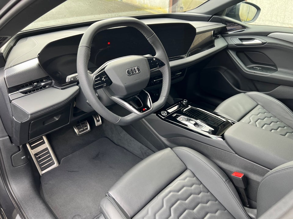 Audi A6 e-tron S-line pro performance Avant 5d