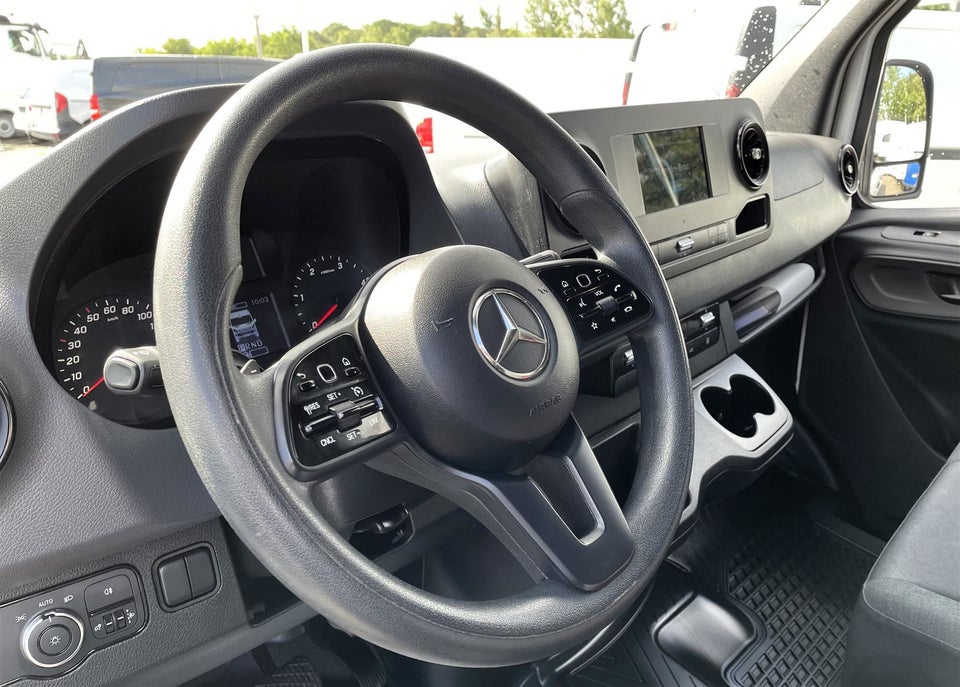 Mercedes Sprinter 317 2,0 CDi A2 Kassevogn aut. RWD