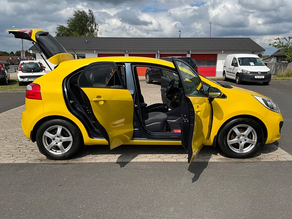 Kia Rio 1,2 CVVT Exclusive Van 5d