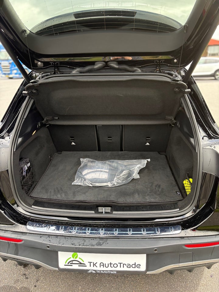 Mercedes EQA350 AMG Line 4Matic 5d