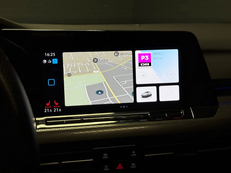 VW Golf VIII 1,4 GTE DSG 5d