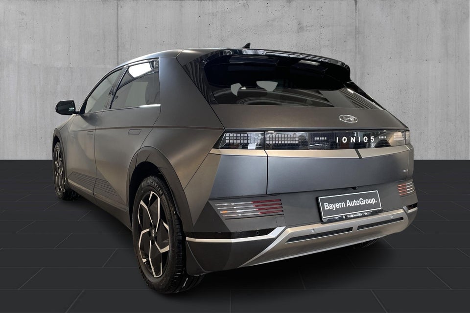 Hyundai Ioniq 5 77 Essential AWD 5d