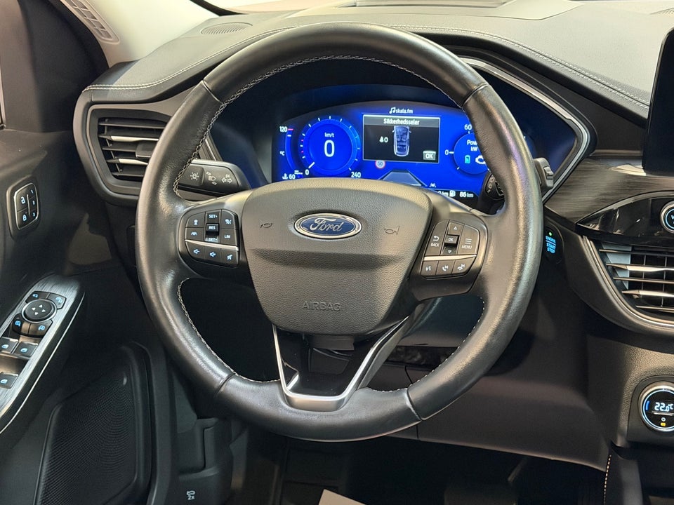 Ford Kuga 2,5 PHEV Vignale CVT 5d