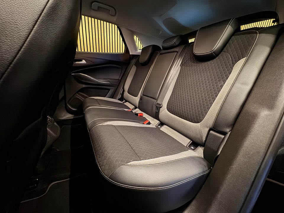 Opel Grandland X 1,2 T 130 Enjoy aut. 5d