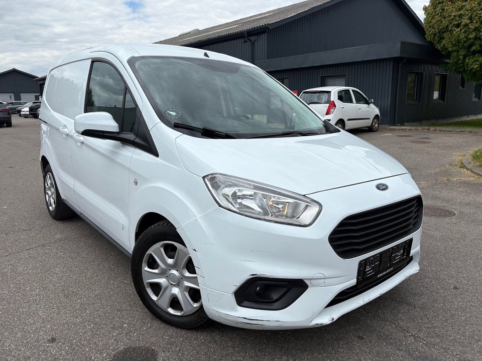 Ford Transit Courier 1,0 EcoBoost Limited