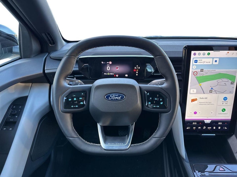 Ford Explorer 77 Premium Extended Range 5d