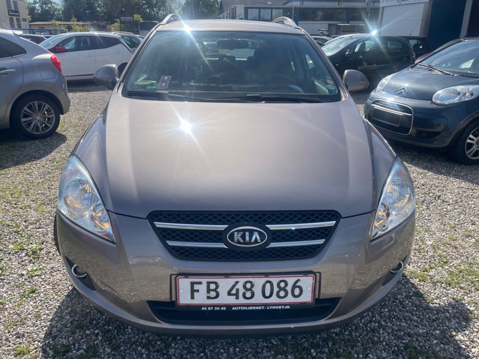 Kia Ceed 1,6 CVVT Exclusive SW aut. 5d