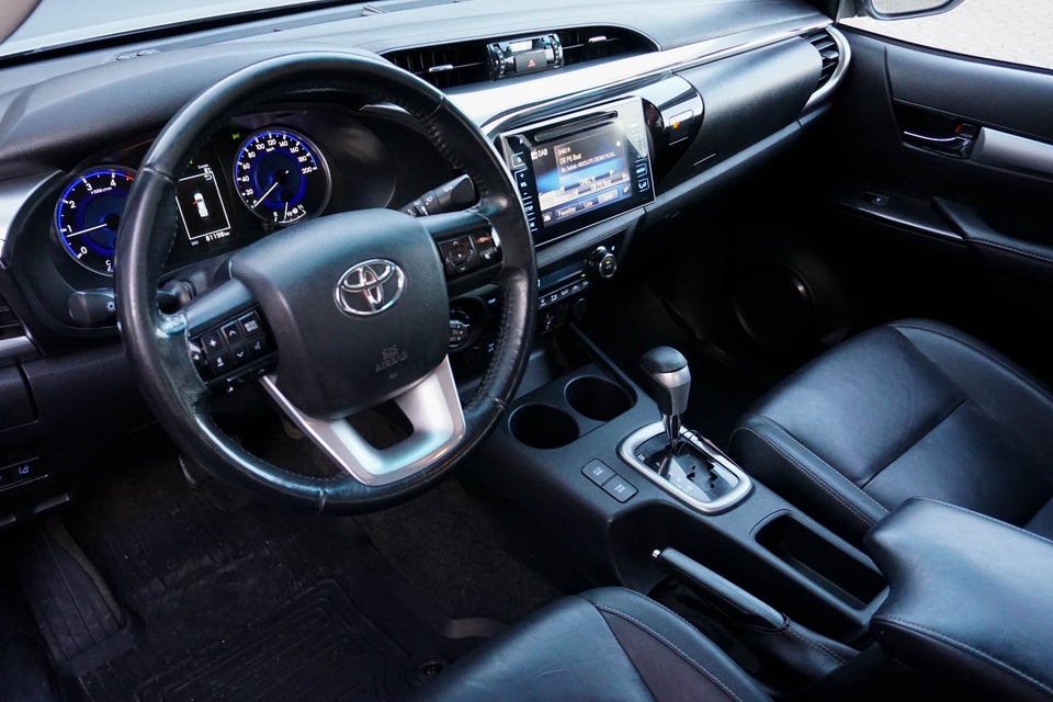 Toyota HiLux 2,4 D-4D 150 T4 Db.Kab aut. 4x4 4d