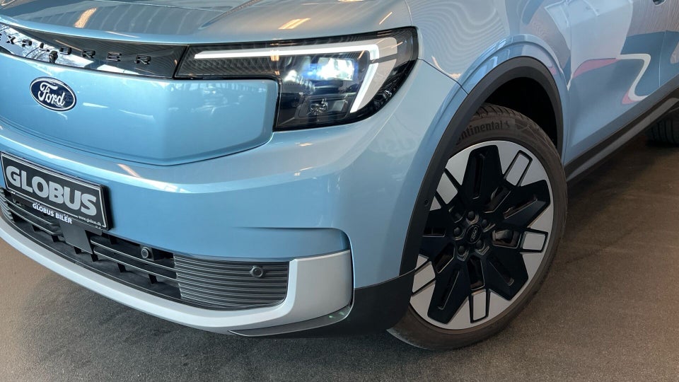 Ford Explorer 79 Premium Extended Range AWD 5d