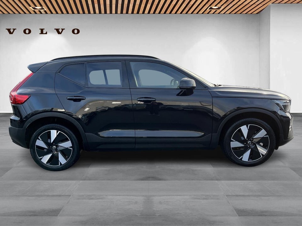 Volvo XC40 ReCharge Extended Range Plus 5d