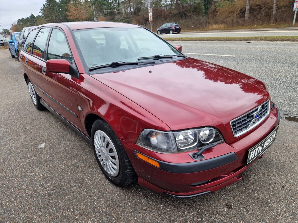 Volvo V40 1,8 Classic aut. 5d
