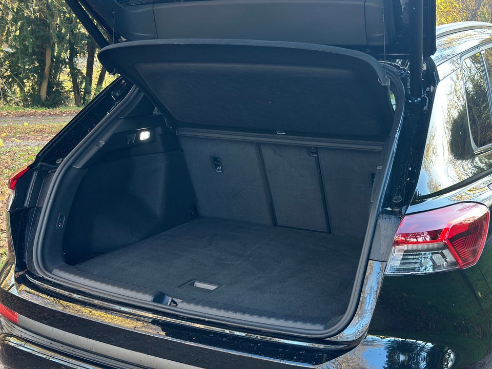 Audi Q4 e-tron 55 S-line quattro 5d