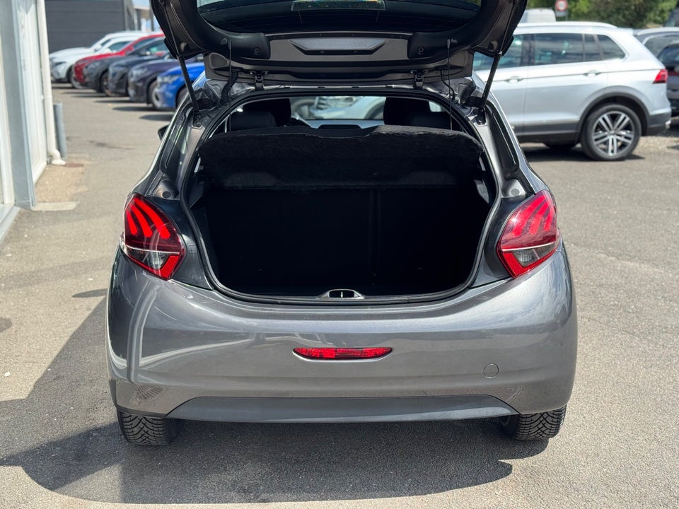 Peugeot 208 1,6 BlueHDi 100 Allure 5d
