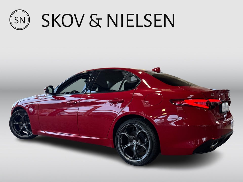 Alfa Romeo Giulia 2,0 T 280 Veloce aut. Q4 4d