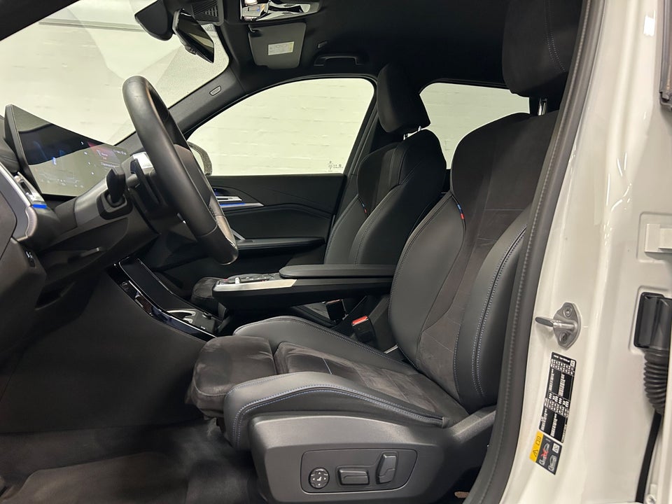 BMW iX1 xDrive30 Fully Charged M-Sport 5d