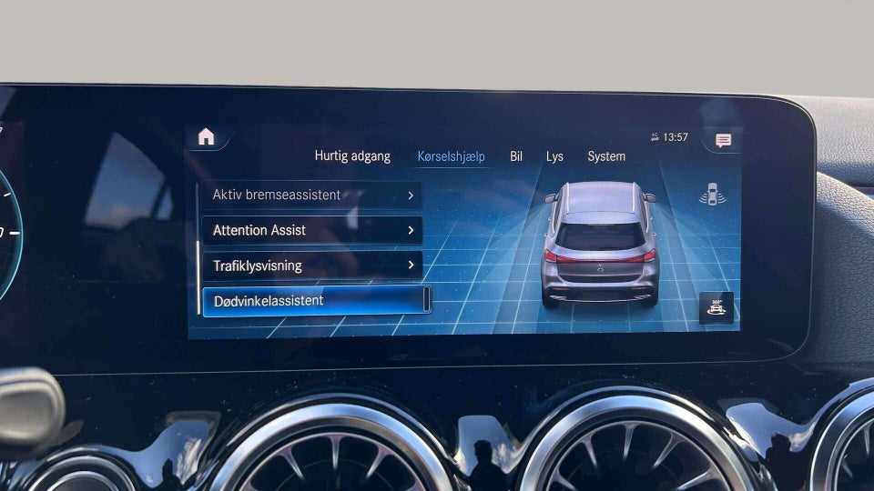 Mercedes EQA250 Progressive 5d