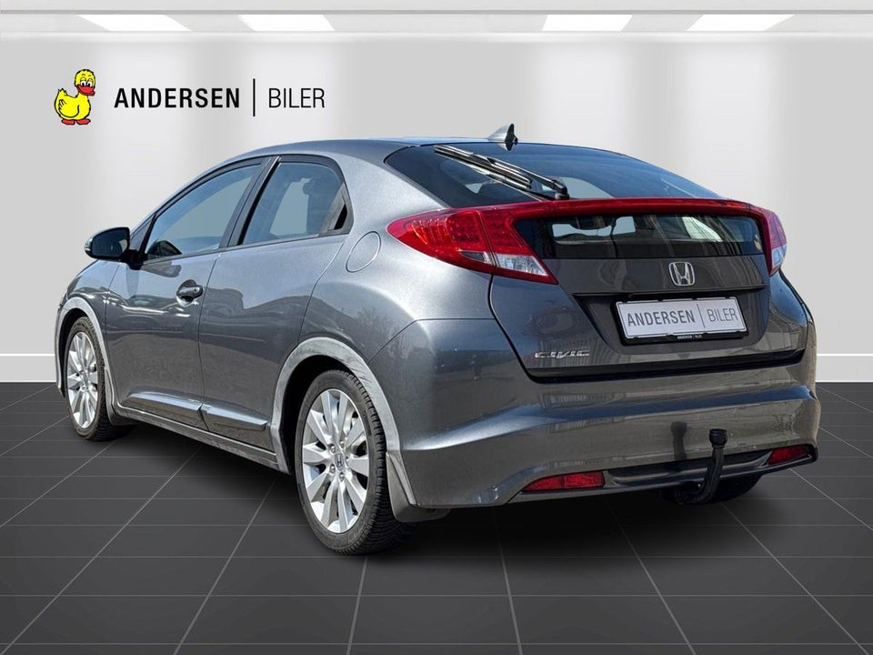 Honda Civic 1,8 i-VTEC Sport aut. 5d