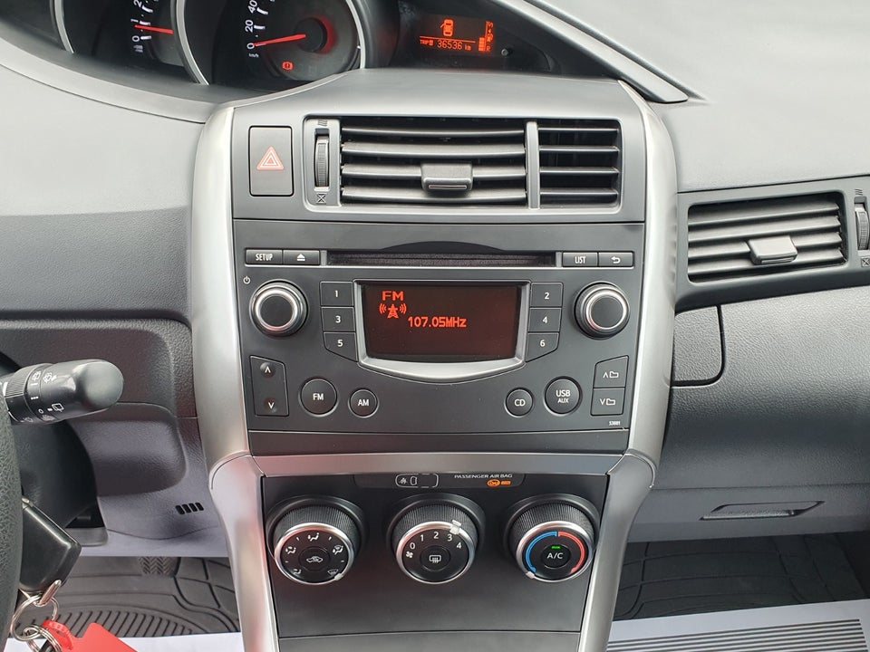 Toyota Verso 1,6 VVT-i T1 5d