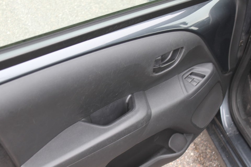 Citroën C1 1,2 PureTech Feel 5d