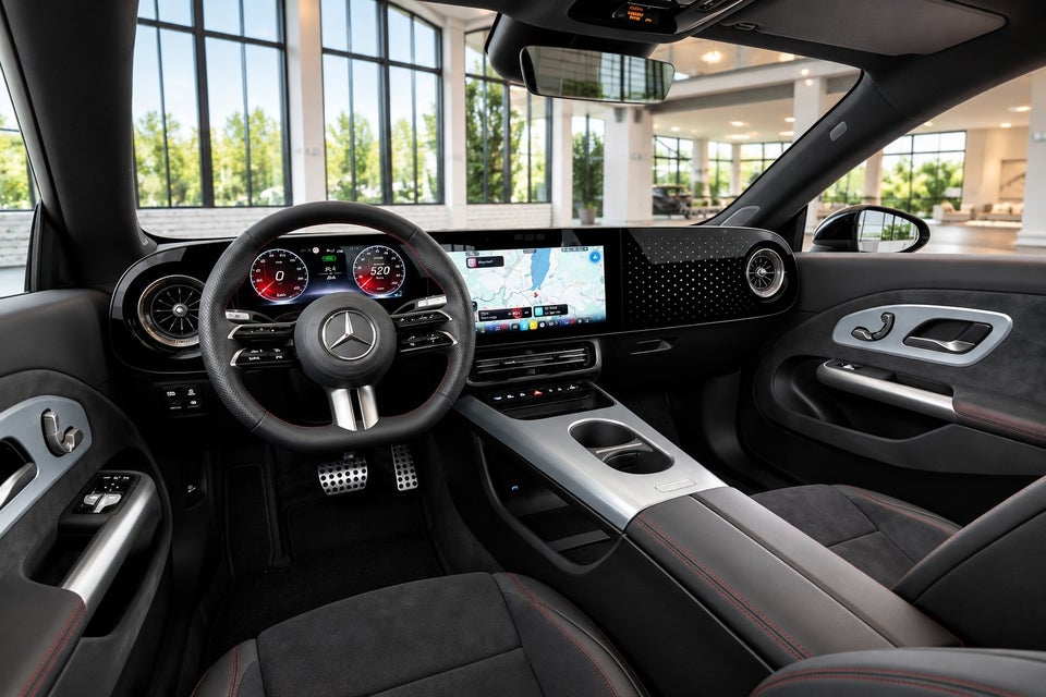 Mercedes CLA350 electric AMG Line 4Matic 4d