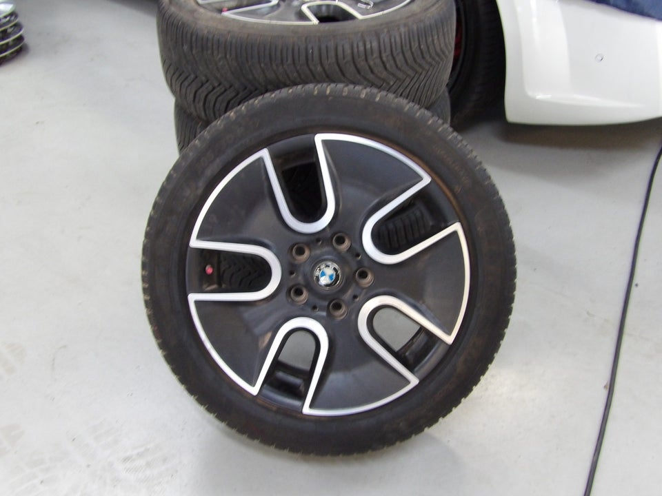 BMW 118i 2,0 Advantage 5d