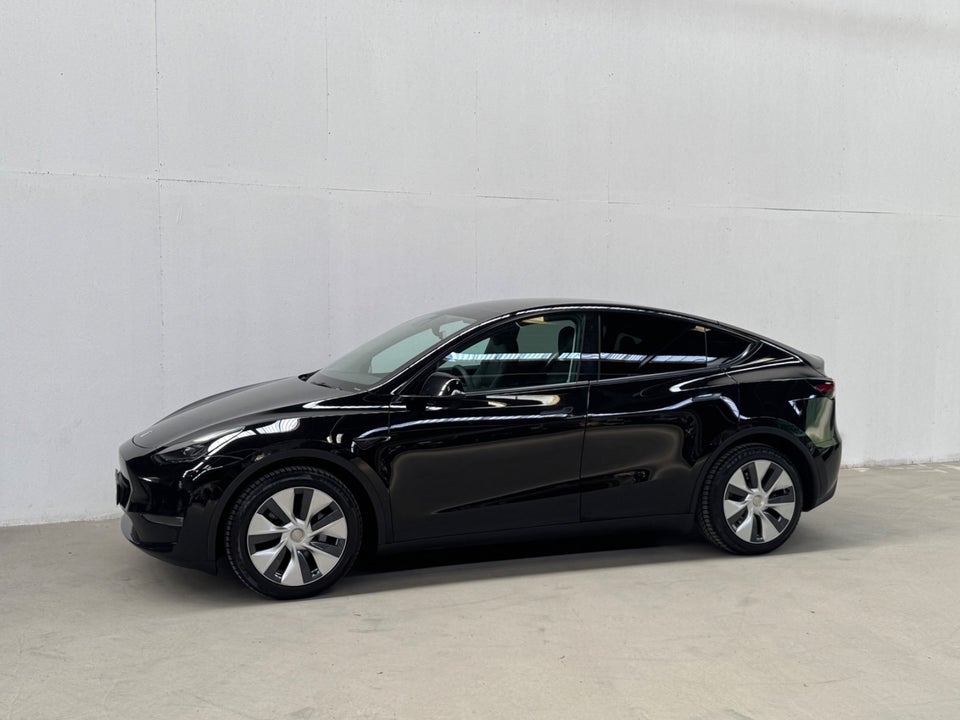 Tesla Model Y Long Range AWD 5d