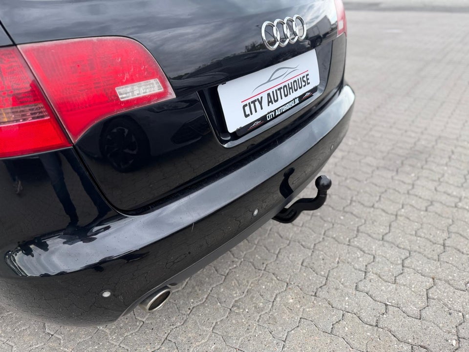 Audi A6 2,4 V6 Avant Multitr. 5d
