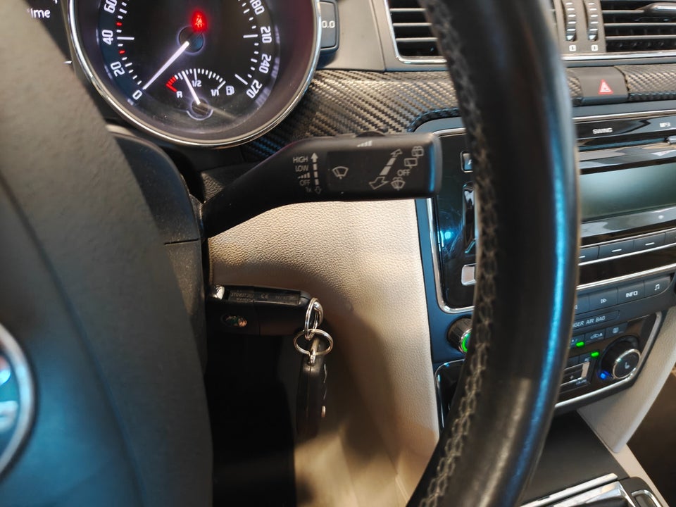 Skoda Superb 1,8 TSi 160 Elegance Combi 5d