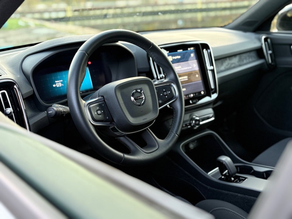 Volvo EX40 Extended Range Core 5d