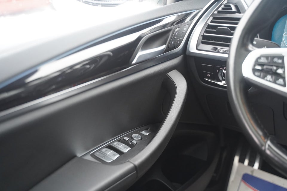 BMW iX3 Charged M-Sport 5d