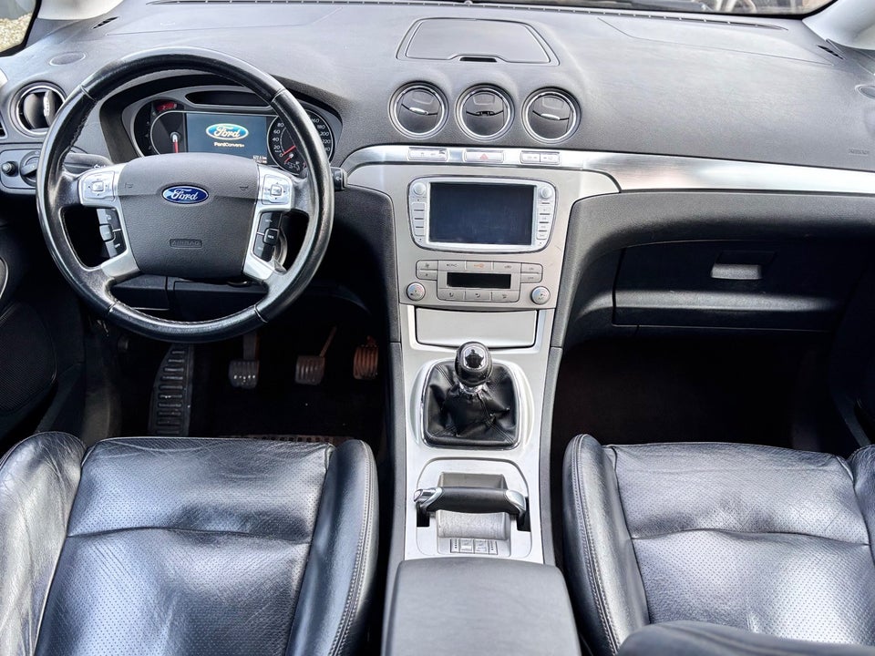 Ford S-MAX 2,5 20V Turbo Titanium 5d