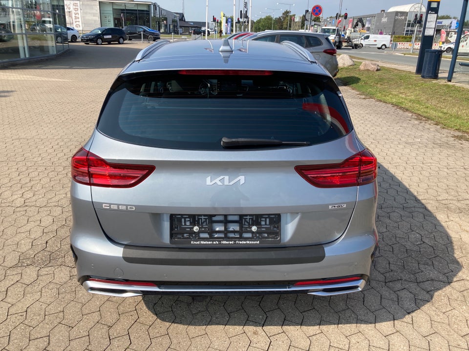 Kia Ceed 1,6 PHEV Prestige SW DCT 5d