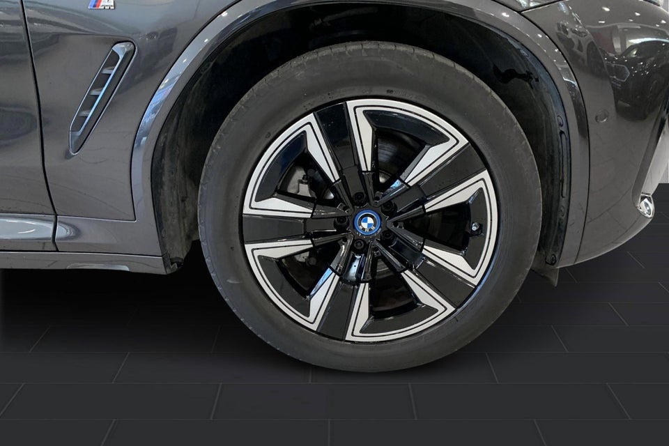 BMW iX3 Charged M-Sport 5d
