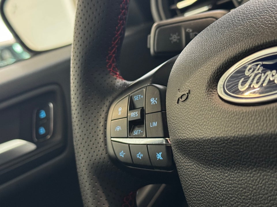 Ford Kuga 2,5 PHEV ST-Line X CVT 5d