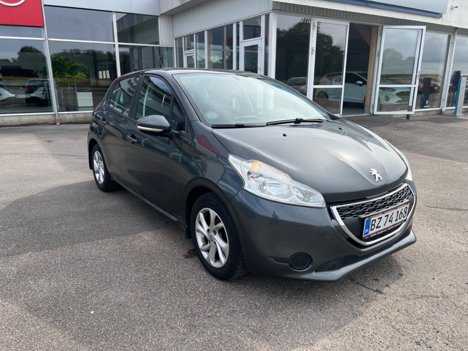 Peugeot 208 1,2 VTi Active 5d