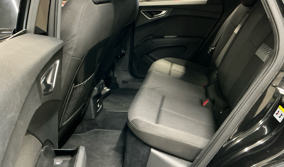 Audi Q4 e-tron 40 Advanced 5d