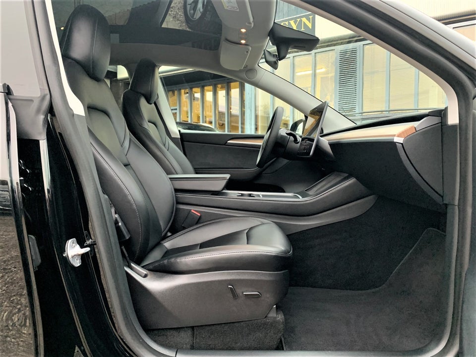 Tesla Model Y Performance AWD 5d